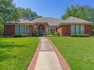 212 Hunters Cir, Longview, TX 75605