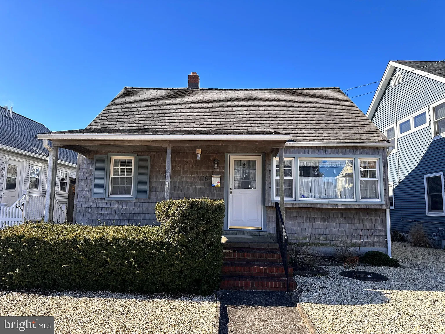 116 E Maryland Ave photo 1
