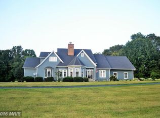 30 Mullen Ln, Lothian, MD 20711