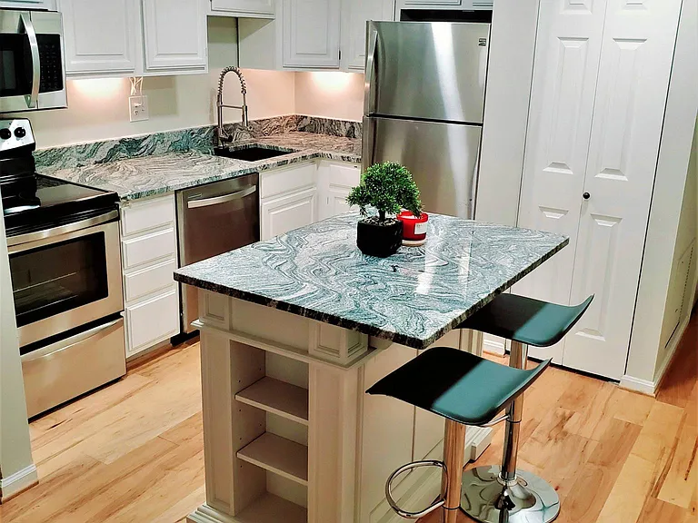 1023 Potomac St NW — Photo 3