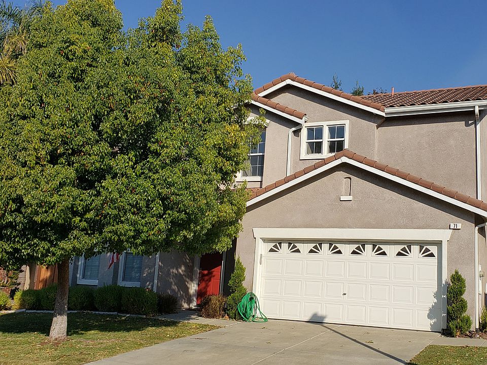 1st image of 71 Plumeria Ct