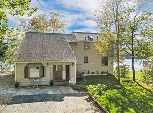 30 Holiday Shore Dr, Dunbarton, NH 03046