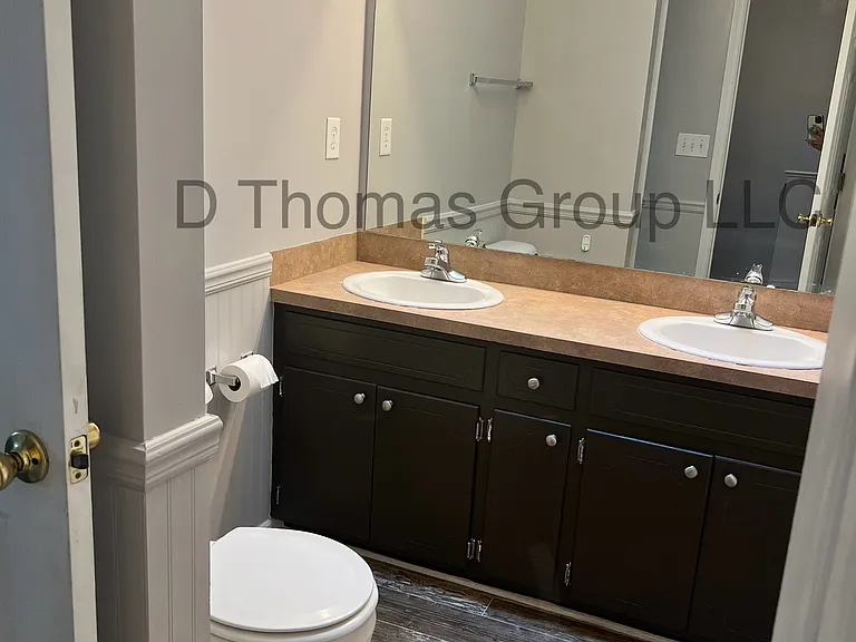 2325 Vineyard Dr #C2 — Photo 22