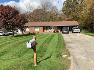 5510 Grove Forest Dr, High Point, NC 27263