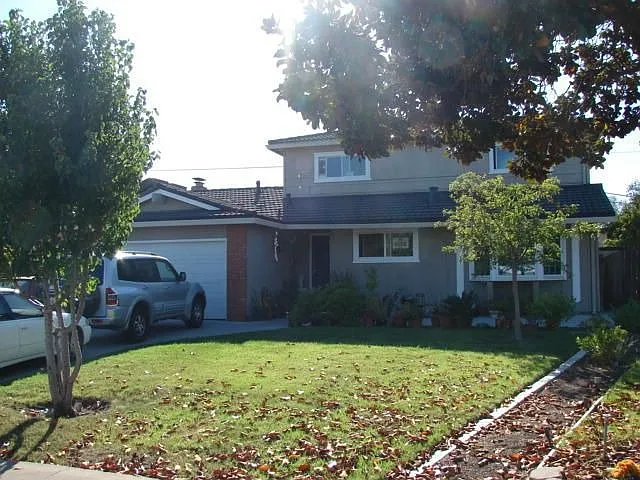 3878 Willow Way photo 1