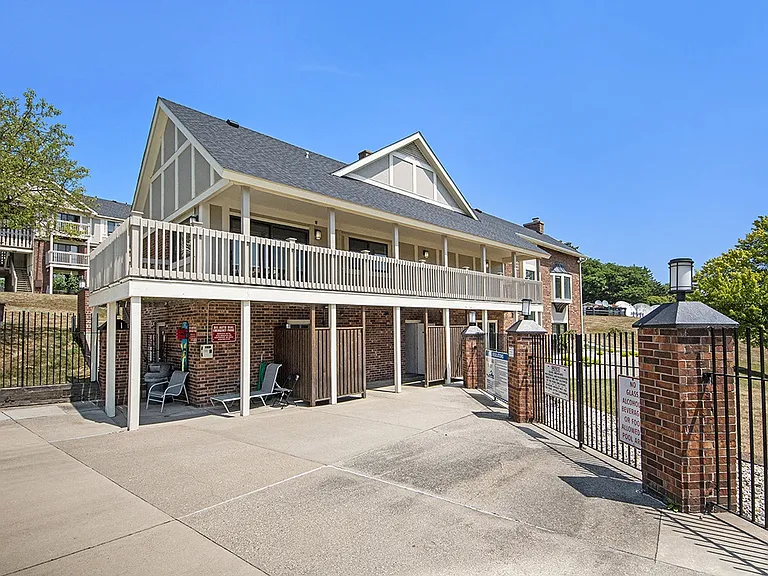 Wingate Apartments — Photo 33