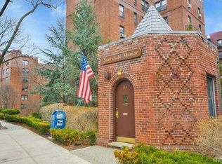 194 Garth Road #1L, Scarsdale, NY 10583