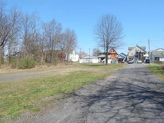 3rd image of Rear Orchard St