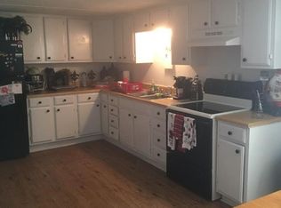 11077 Lakeview Dr E, Wills Point, TX 75169