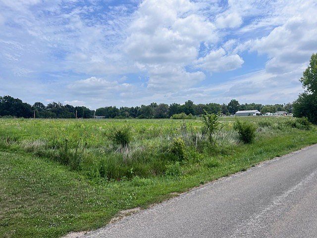 2nd image of Elm Street &state Highway Tt Lots 1 6 & 11 16 Bloc #31
