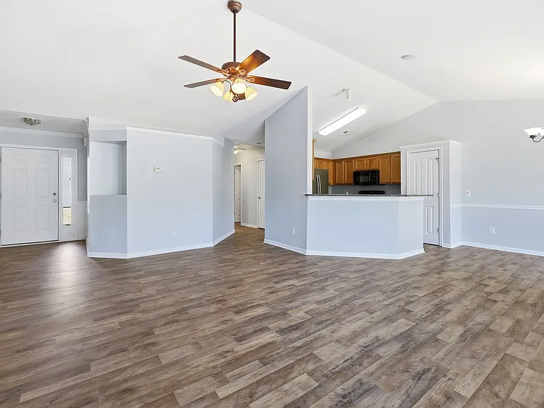 3440 Royal Highland Dr — Photo 7