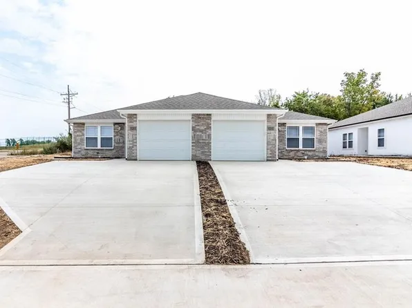 1504 Park Ave, Warrensburg, MO 64093