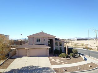 461 Emerald Pass Ave, Socorro, TX 79928