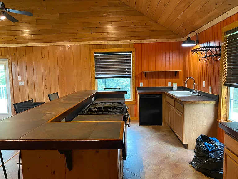 150 Lake Rd — Photo 7