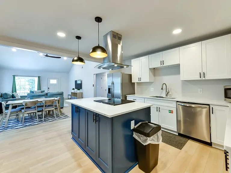 1237 Fairmont St — Photo 9