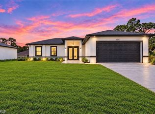 1052 Barnett St E, Lehigh Acres, FL 33974