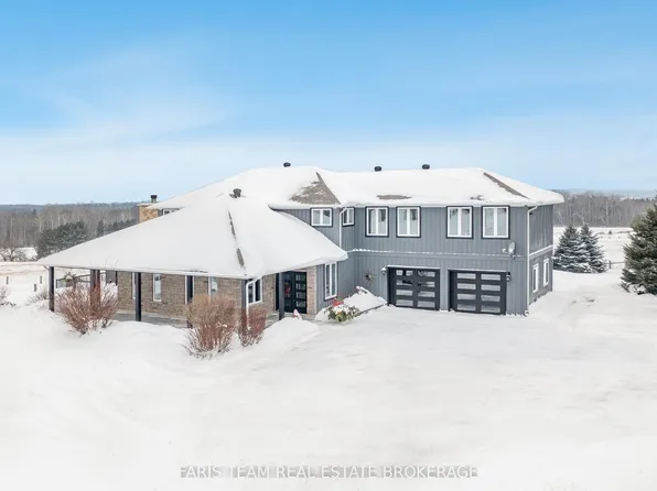 130 Concession 15 W, Tiny, ON L9M 1S4