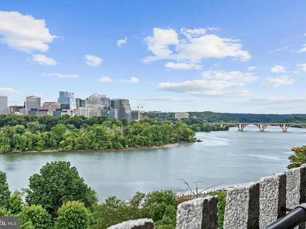 2700 Virginia Ave NW #1211, Washington, DC 20037