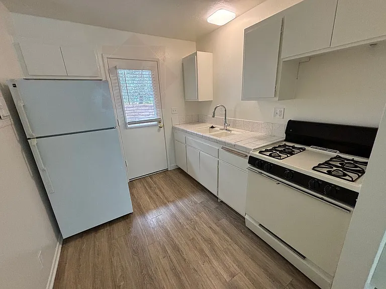 223 Ellwood Beach Dr #10 — Photo 2
