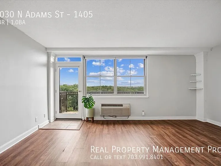 2030 N Adams St #1405 — Photo 6