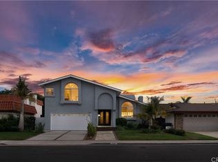 8158 Dartmoor Dr, Huntington Beach, CA 92646