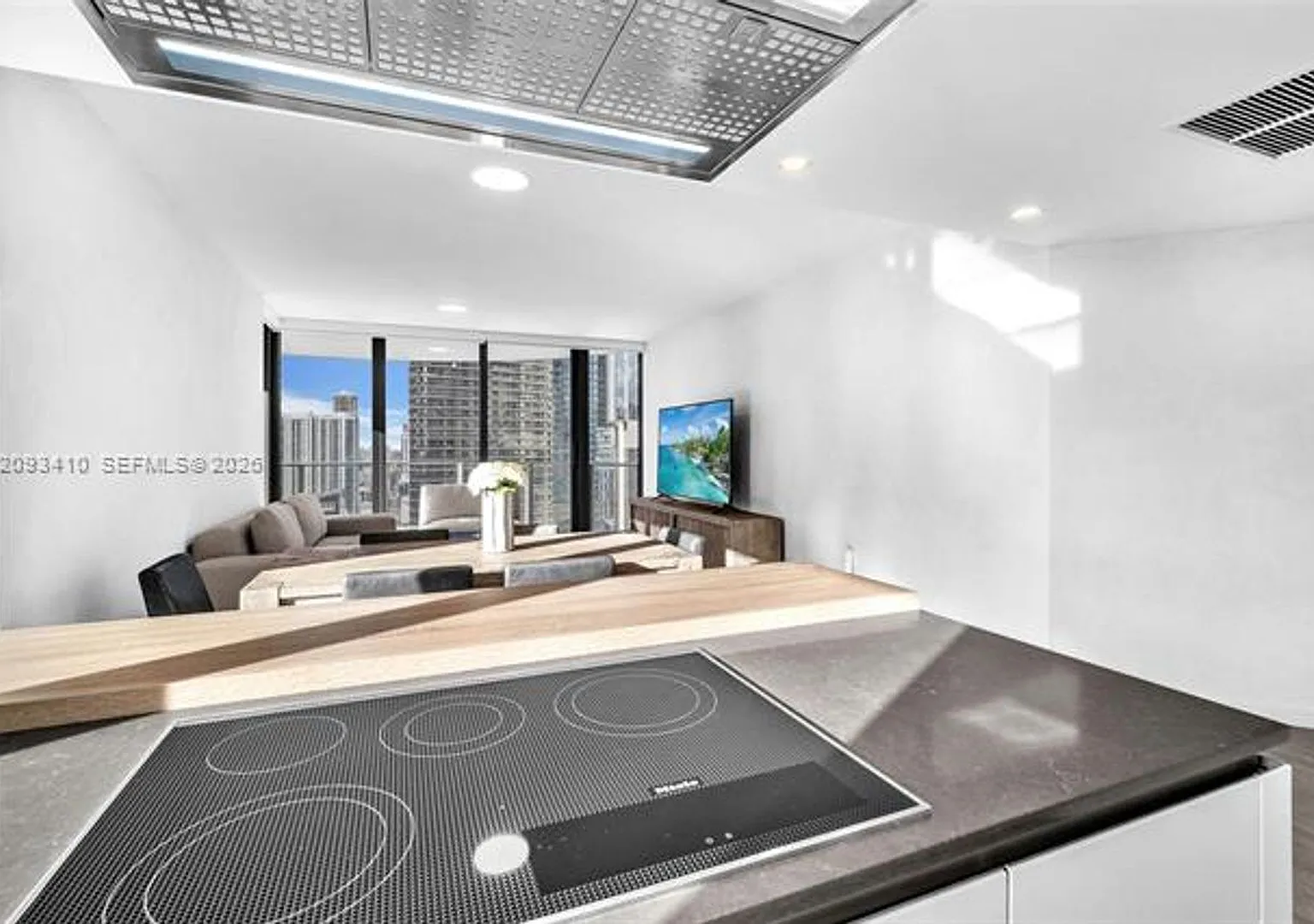1000 Brickell Plz cu-3112, Miami, FL 33131 — Photo 4