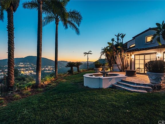 3rd image of 24608 Cordillera Dr