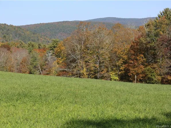 000 Music Mountain Road, Canaan, CT 06018