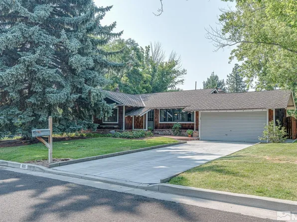 630 Starlight Cir, Reno, NV 89509