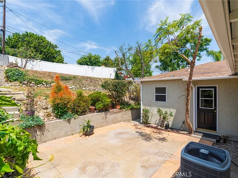29119 S Highmore Ave — Photo 33