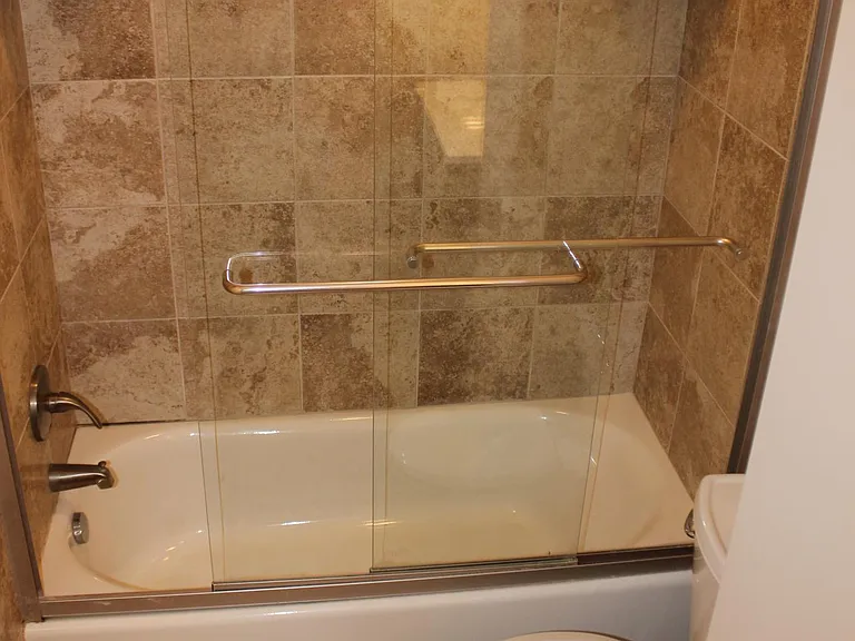2013 Columbia Rd NW #D — Photo 7