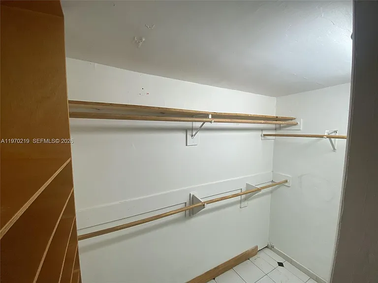 3251 SW 67th Ave — Photo 18