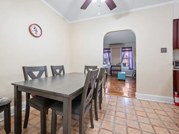 1649 66th Street image 4 of 22