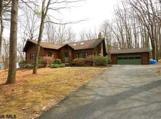 94 Stonerow Ln, Port Matilda, PA 16870