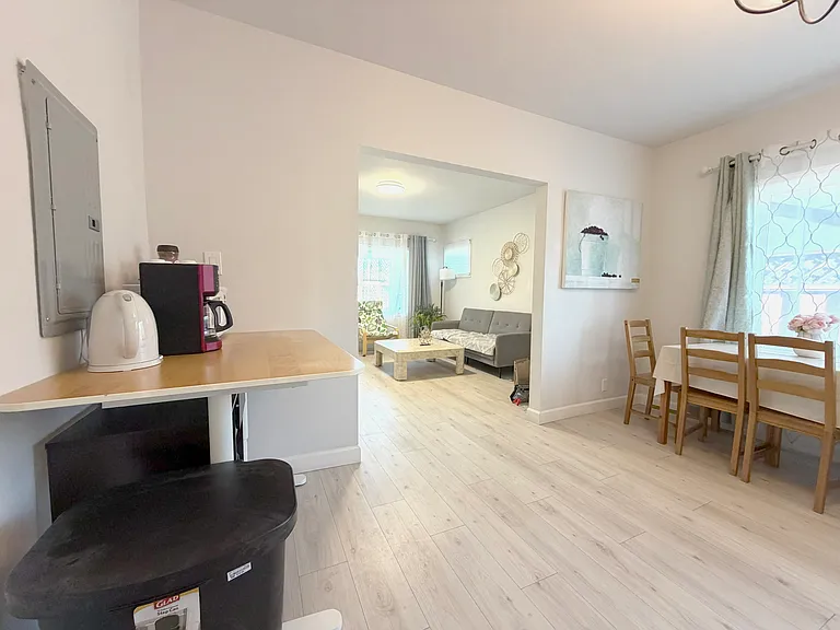 371 Menker Ave — Photo 4