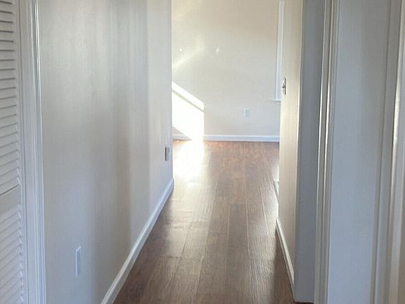 5th image of 820 Patterson Ave #1