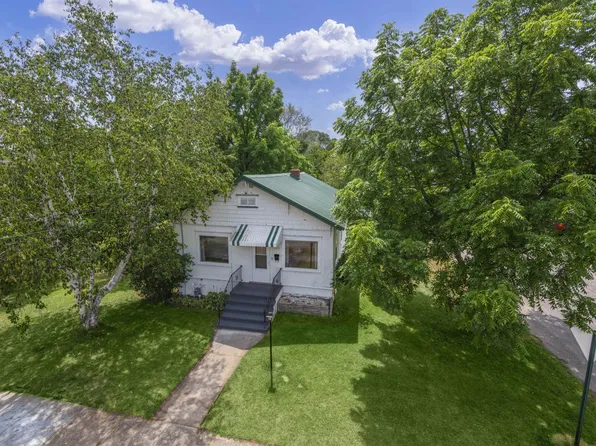 1513 28th Ave, Menominee, MI 49858