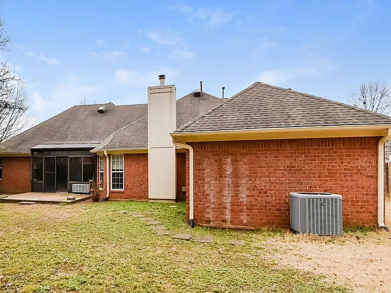 4480 Glenchase Dr — Photo 15