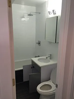 Rented by Urban Ambiance | media 4