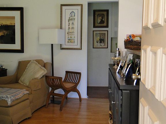 3rd image of 15415 Village 15
