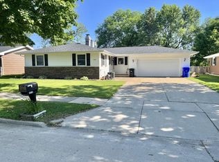 1013 E Sylvan Ave, Appleton, WI 54915