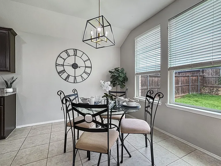4408 Dashland Dr — Photo 9
