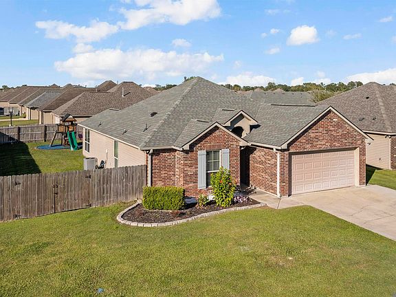 3rd image of 42426 Palmstone Ave