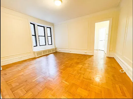 Rented by Manhattan Realty Group | media 1