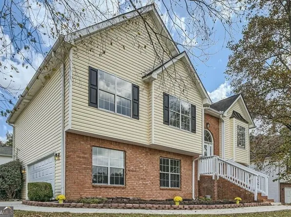 270 Birch Walk Blvd, Riverdale, GA 30274
