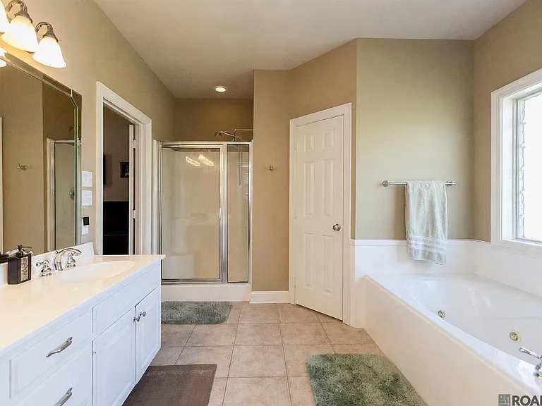 10743 Hillbrook Ave — Photo 36