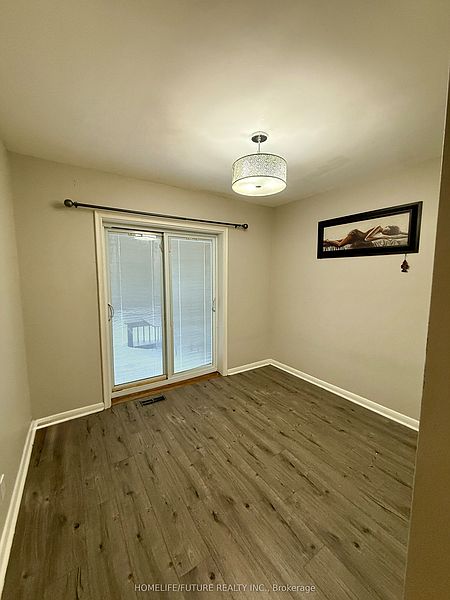 Ajax House for rent - 3 Bedrooms — photo 4