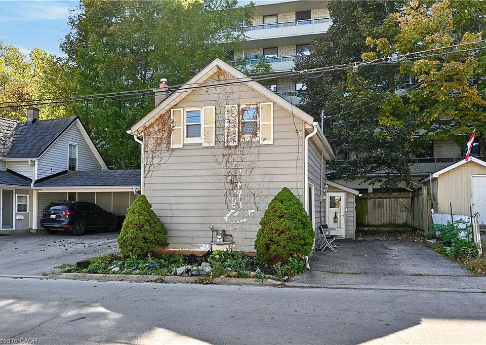 1st image of 10 Maple Ave