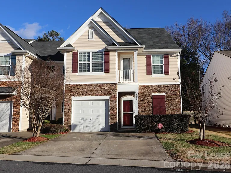 2090 Shady Pond Dr — Photo 1