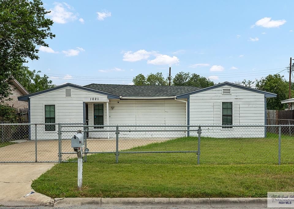 1st image of 1021 Greenway St